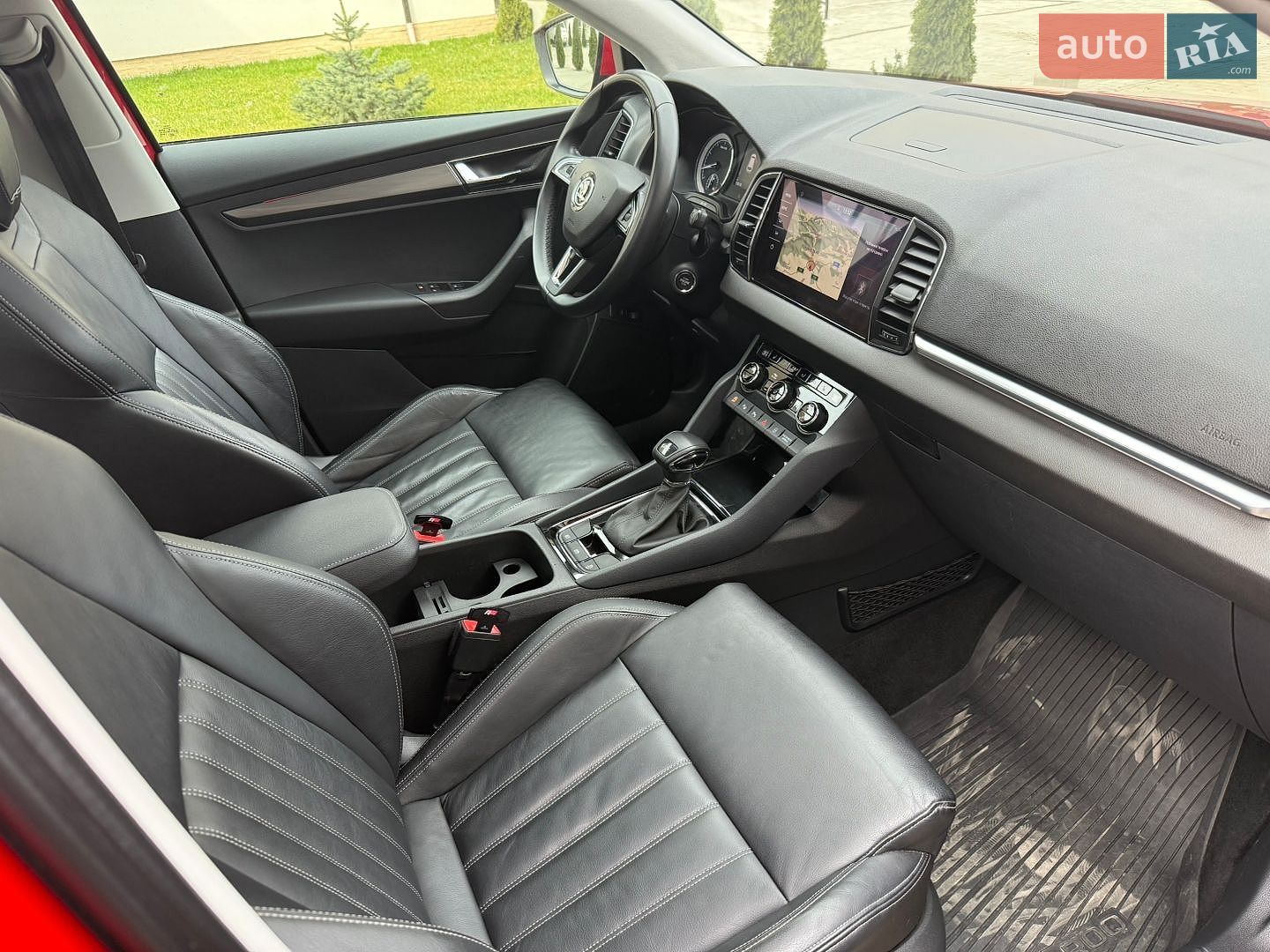 Skoda Karoq 2018 VIN TMBJR7NU8J2024339 фото оголошення 9 з 23