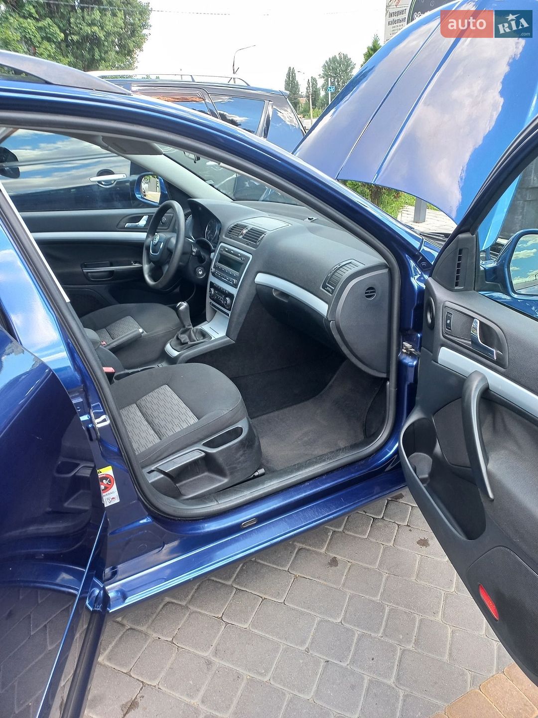 Skoda Octavia 2009 VIN TMBHA61Z598018590 фото оголошення 5 з 14