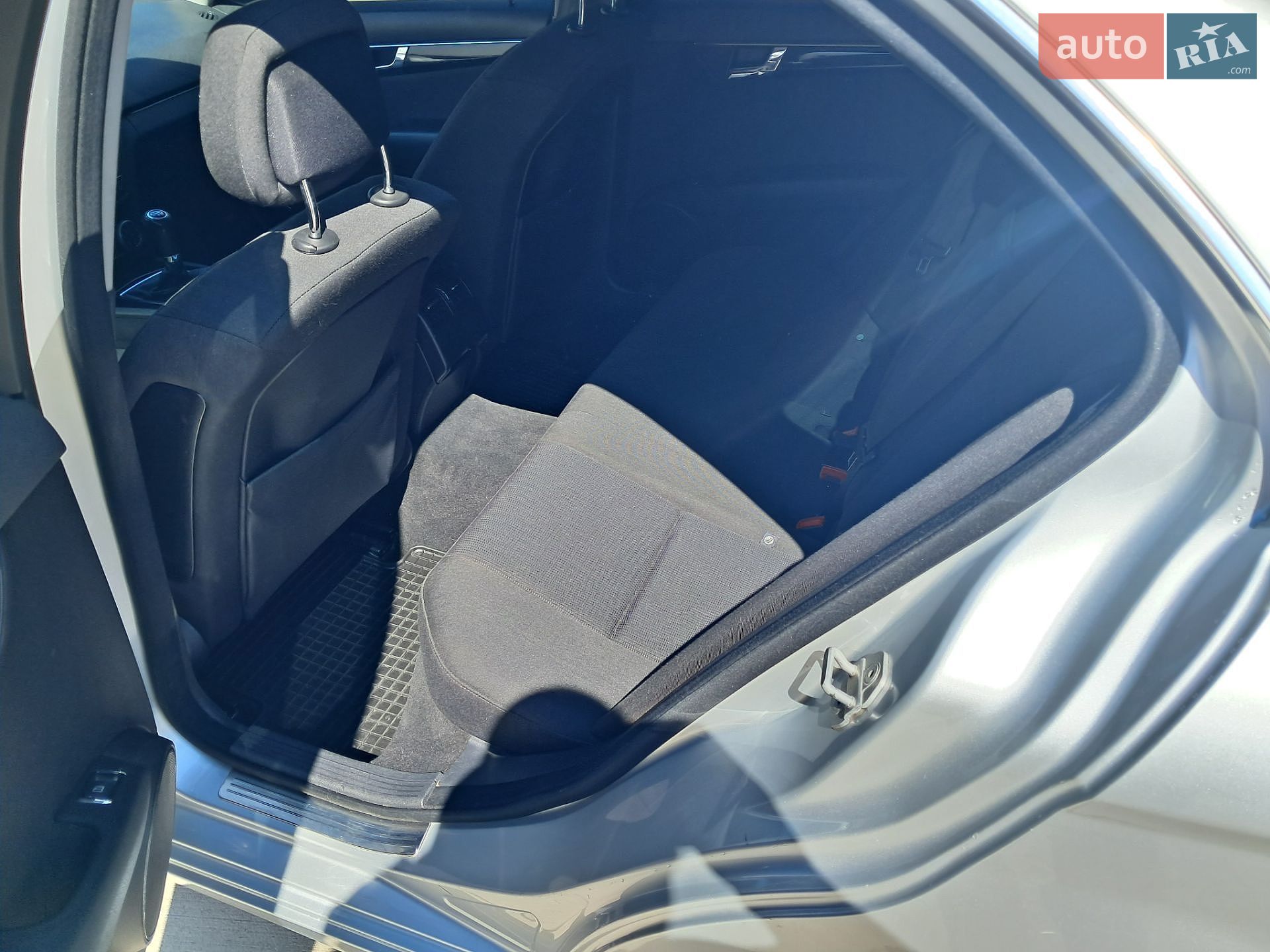 Mercedes-Benz C-Class 2008 VIN WDD2040461A175744 фото оголошення 8 з 9