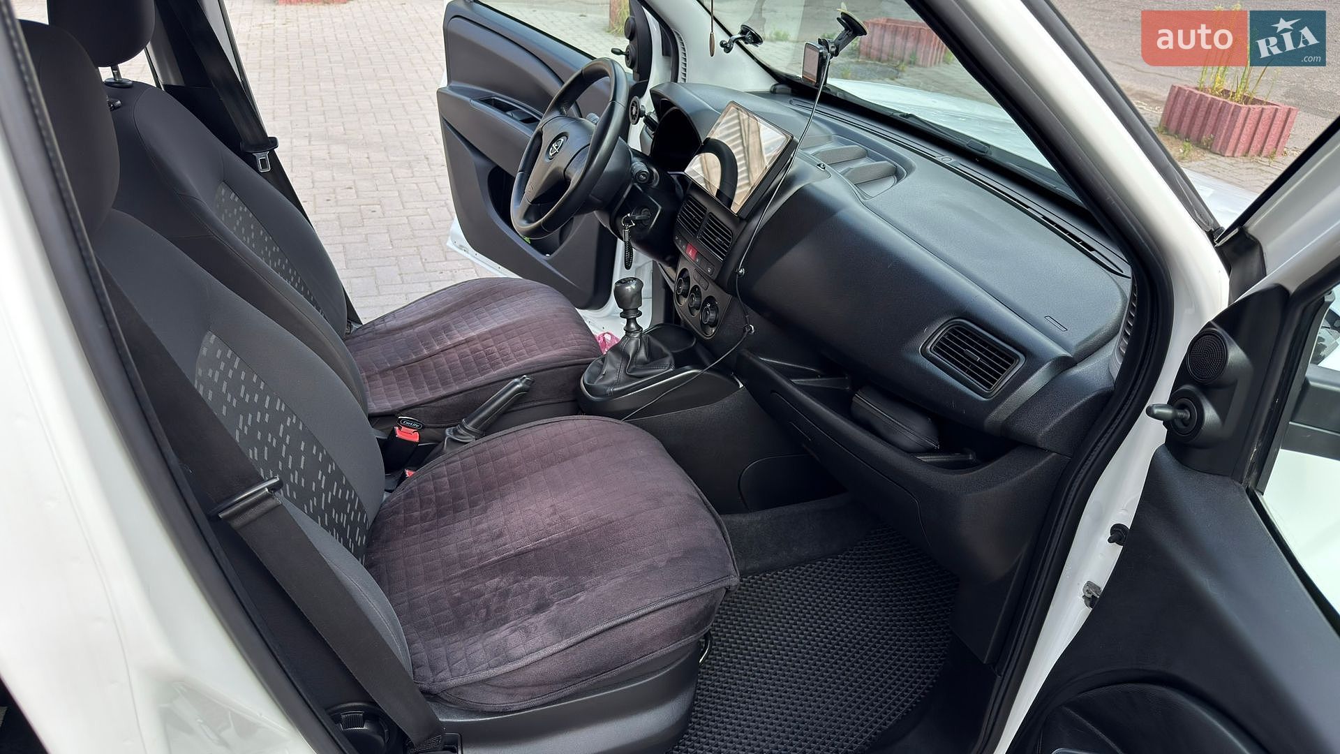 Opel Combo 2013 VIN W0L6AXH1BD9532659 фото оголошення 13 з 18