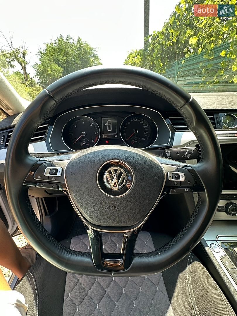 Volkswagen Passat 2017 VIN WVWZZZ3CZJE053277 фото оголошення 6 з 8