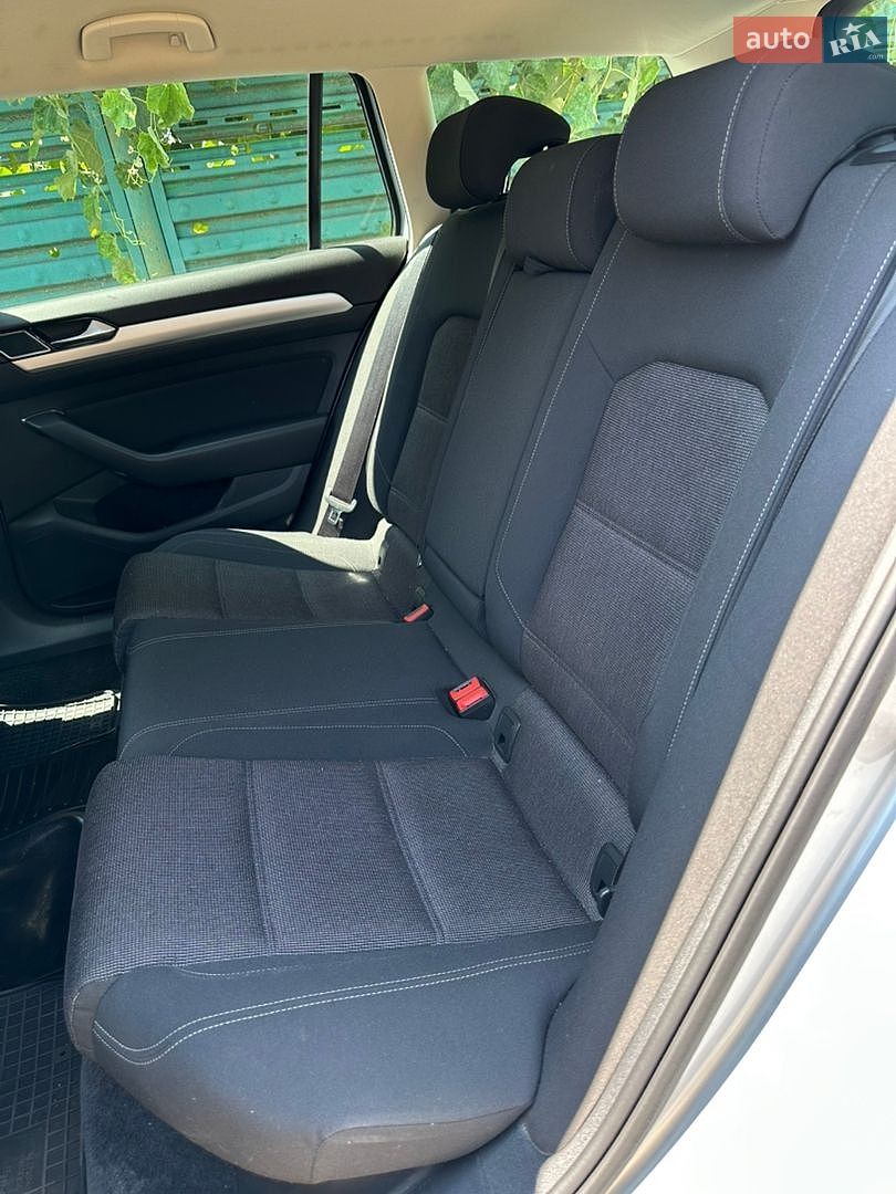 Volkswagen Passat 2017 VIN WVWZZZ3CZJE053277 фото оголошення 7 з 8