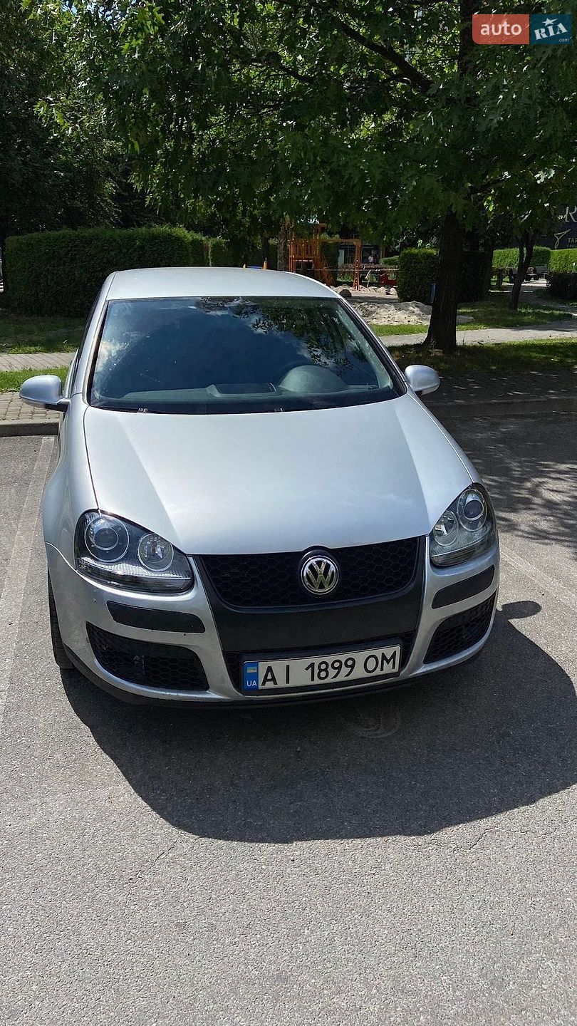 Volkswagen Golf 2004 VIN WVWZZZ1KZ5P016965 фото оголошення 2 з 25