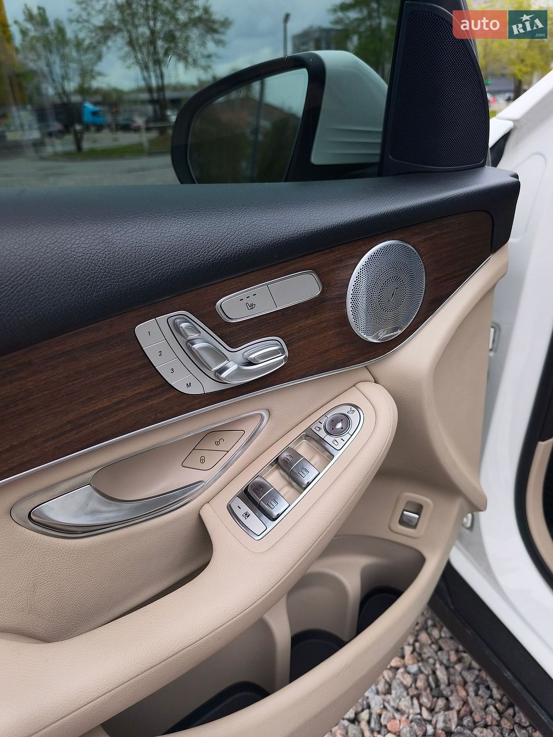 Mercedes-Benz GLC-Class 2020 VIN W1N0G8EBXLF813926 фото оголошення 7 з 17