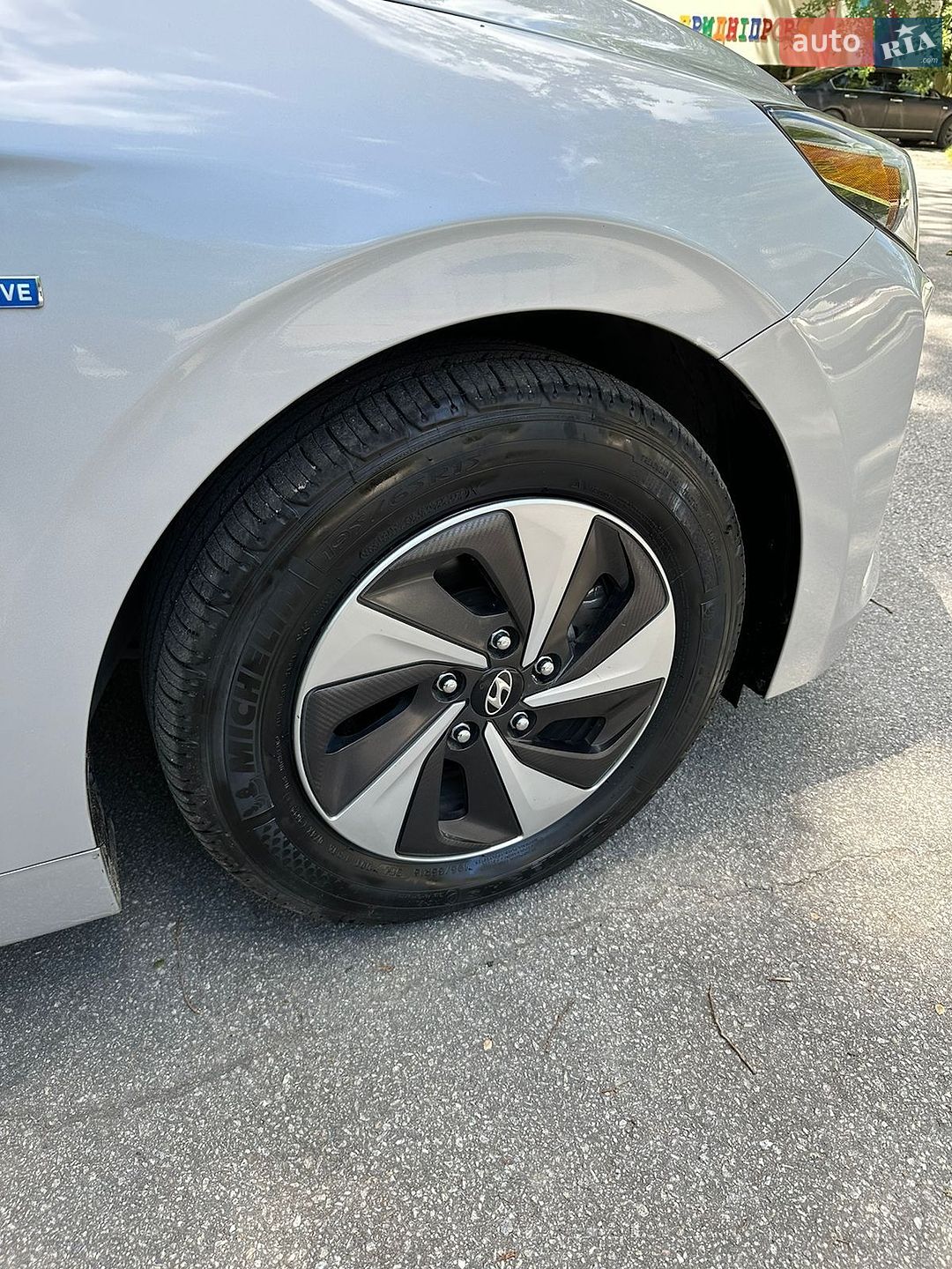 Hyundai Ioniq 2018 VIN KMHC75LC9KU123914 фото оголошення 10 з 24
