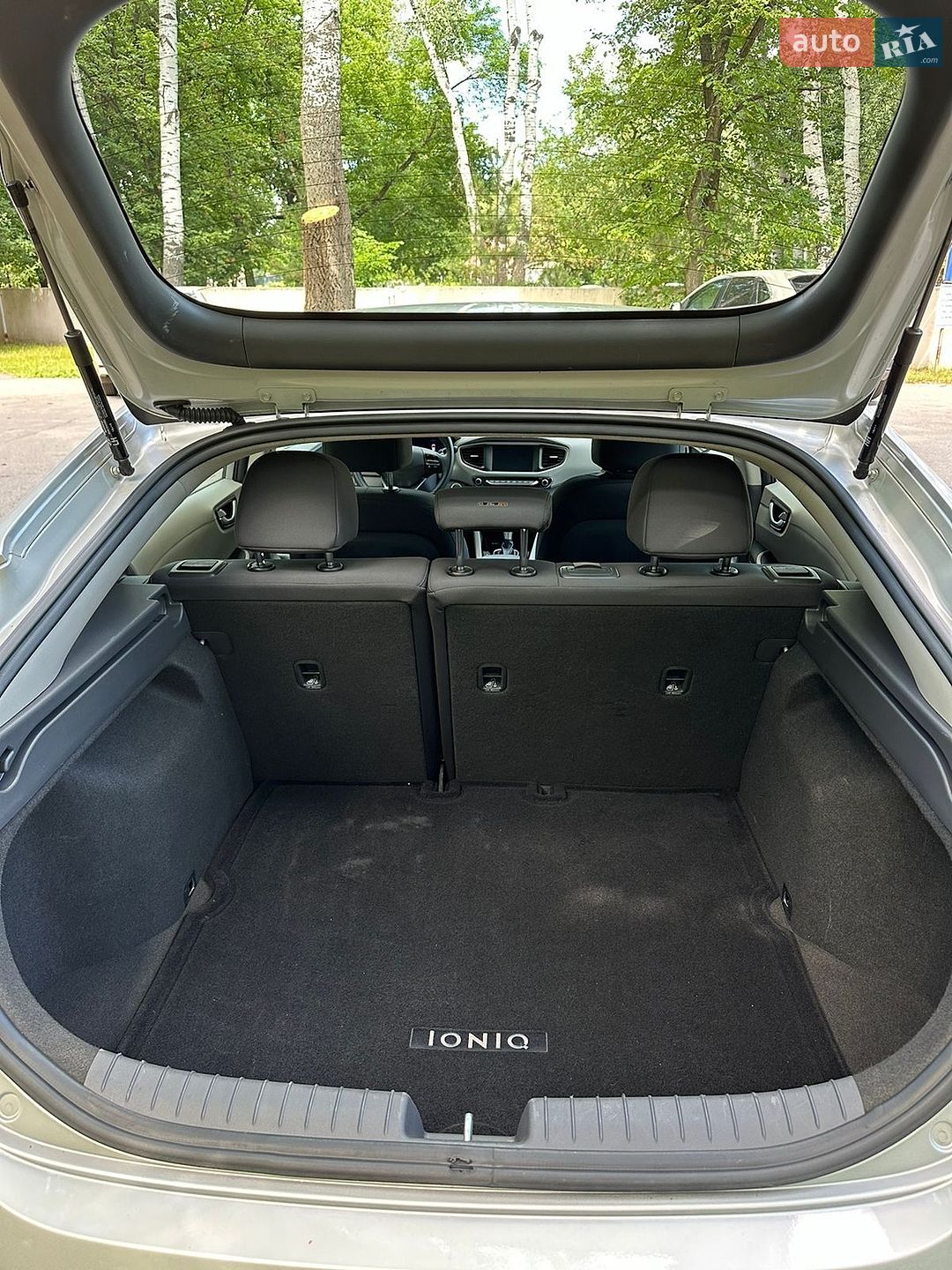 Hyundai Ioniq 2018 VIN KMHC75LC9KU123914 фото оголошення 16 з 24