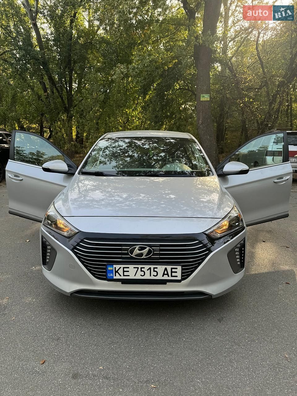 Hyundai Ioniq 2018 VIN KMHC75LC9KU123914 фото оголошення 18 з 24
