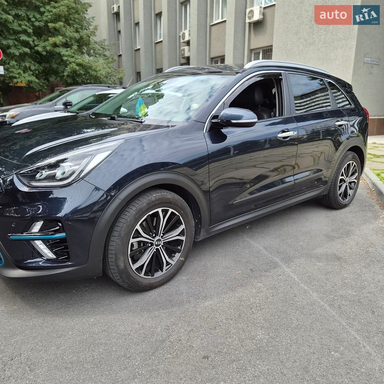 Kia Niro 2019 VIN KNACC81GFK5018543 фото оголошення 4 з 12