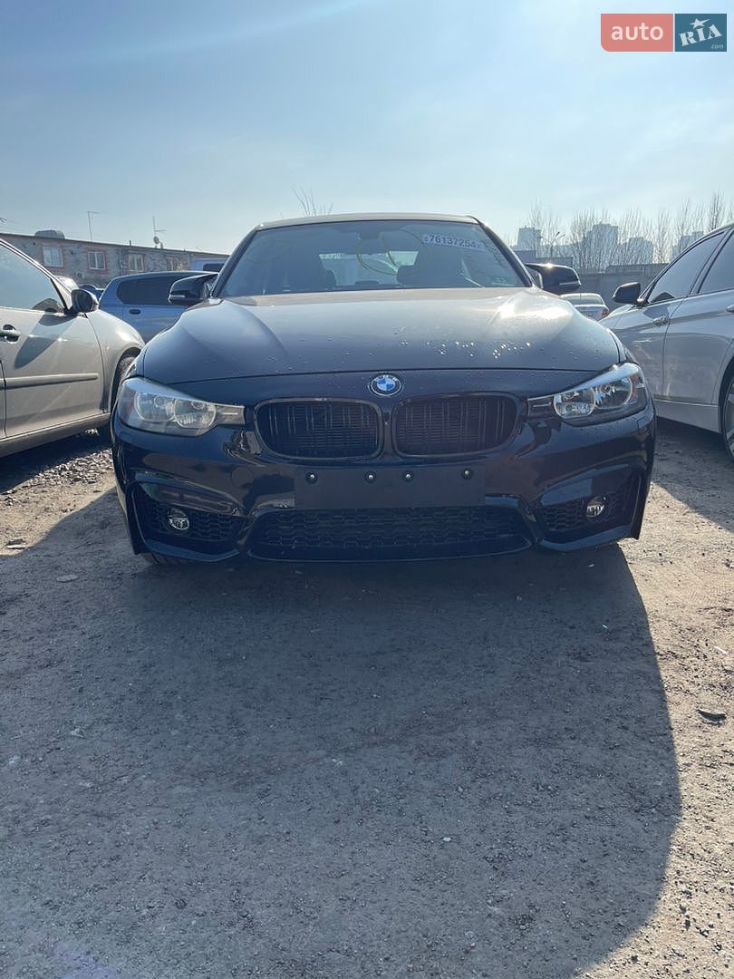 BMW 3 Series 2013 VIN WBA3C3G55ENR25761 фото оголошення 2 з 11