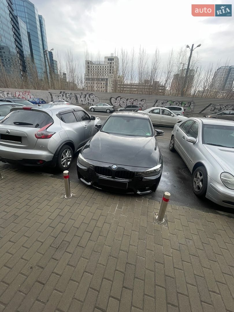 BMW 3 Series 2013 VIN WBA3C3G55ENR25761 фото оголошення 4 з 11
