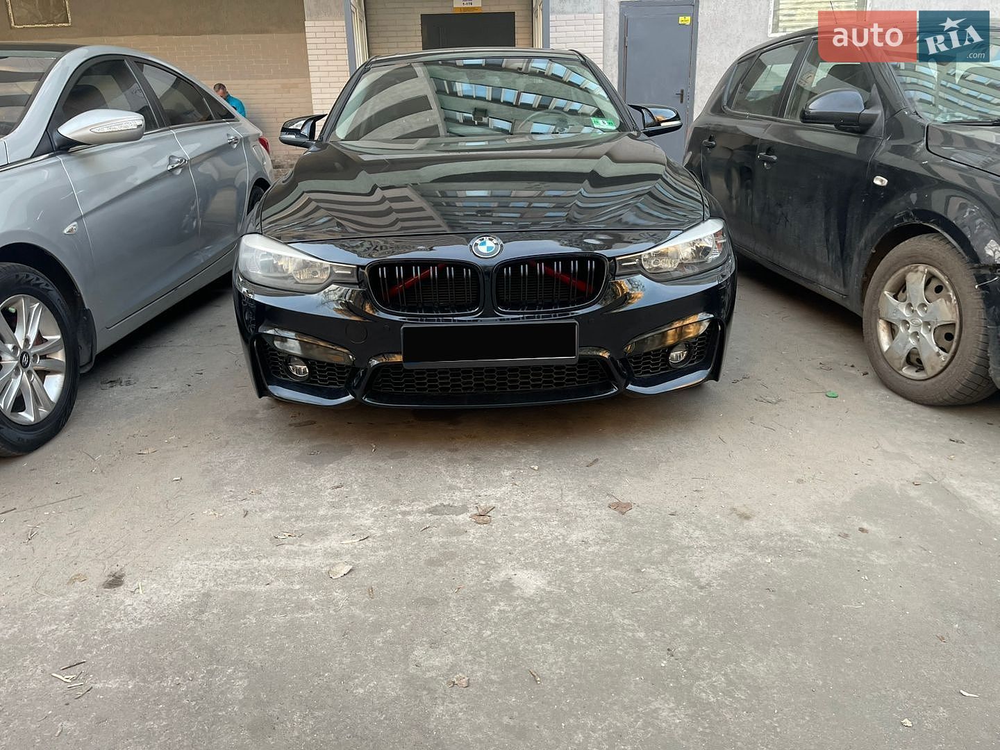 BMW 3 Series 2013 VIN WBA3C3G55ENR25761 фото оголошення 3 з 11