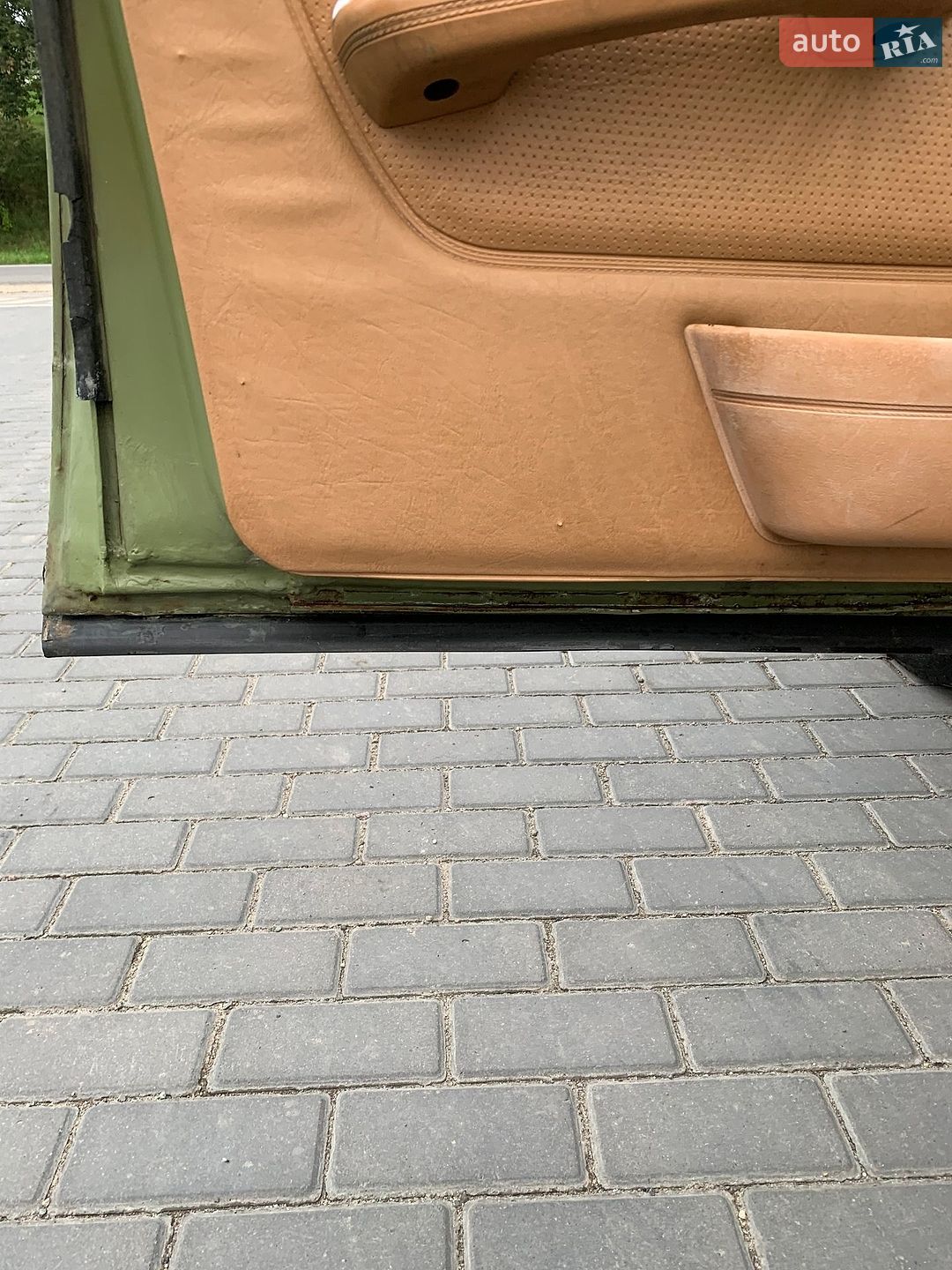 Mercedes-Benz E-Class 1981 VIN WDB12312010253213 фото оголошення 8 з 24