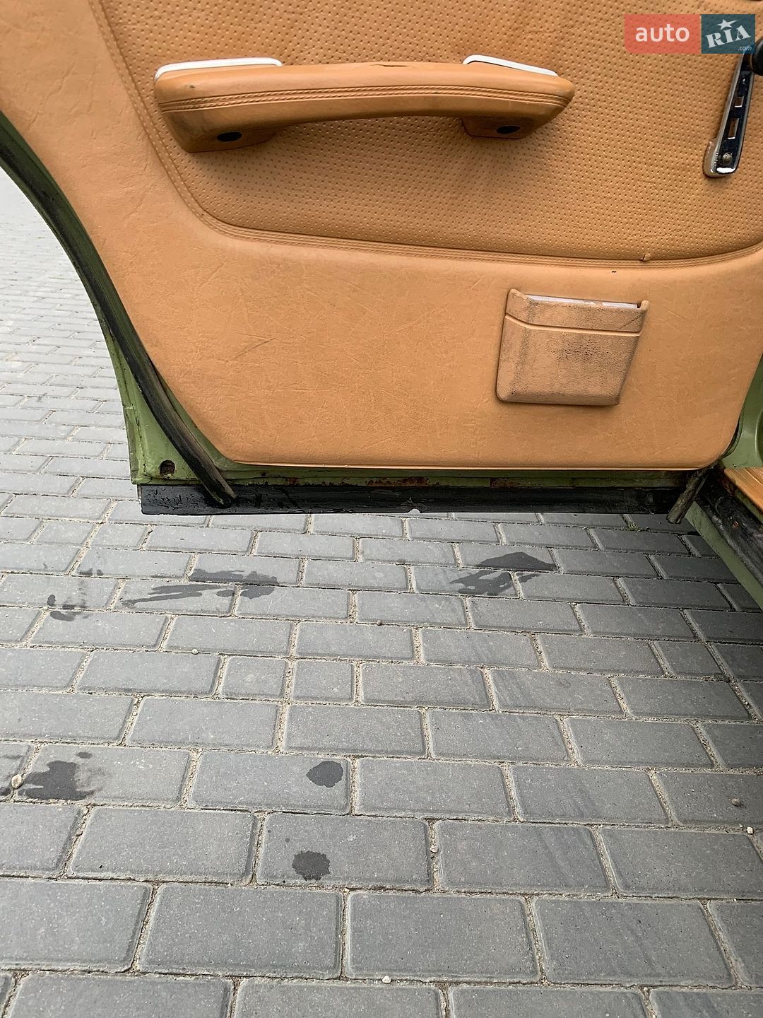 Mercedes-Benz E-Class 1981 VIN WDB12312010253213 фото оголошення 11 з 24