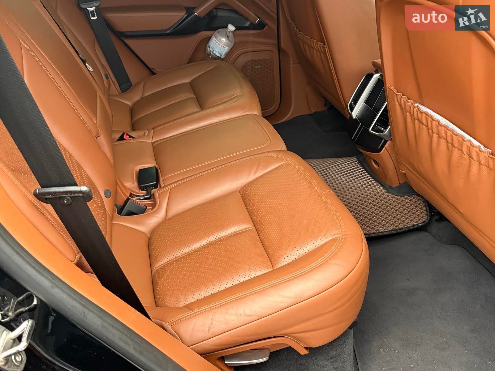 Porsche Cayenne 2017 VIN WP1ZZZ92ZHKA31212 фото оголошення 23 з 40