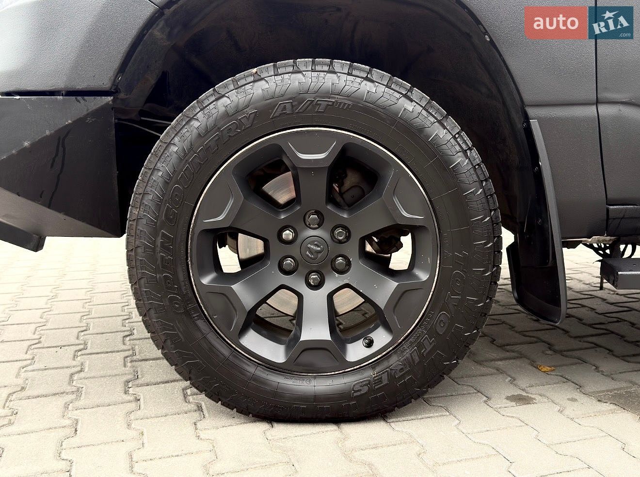 Dodge RAM 1500 2019 VIN 1C6SRFFT5KN593323 фото оголошення 13 з 40