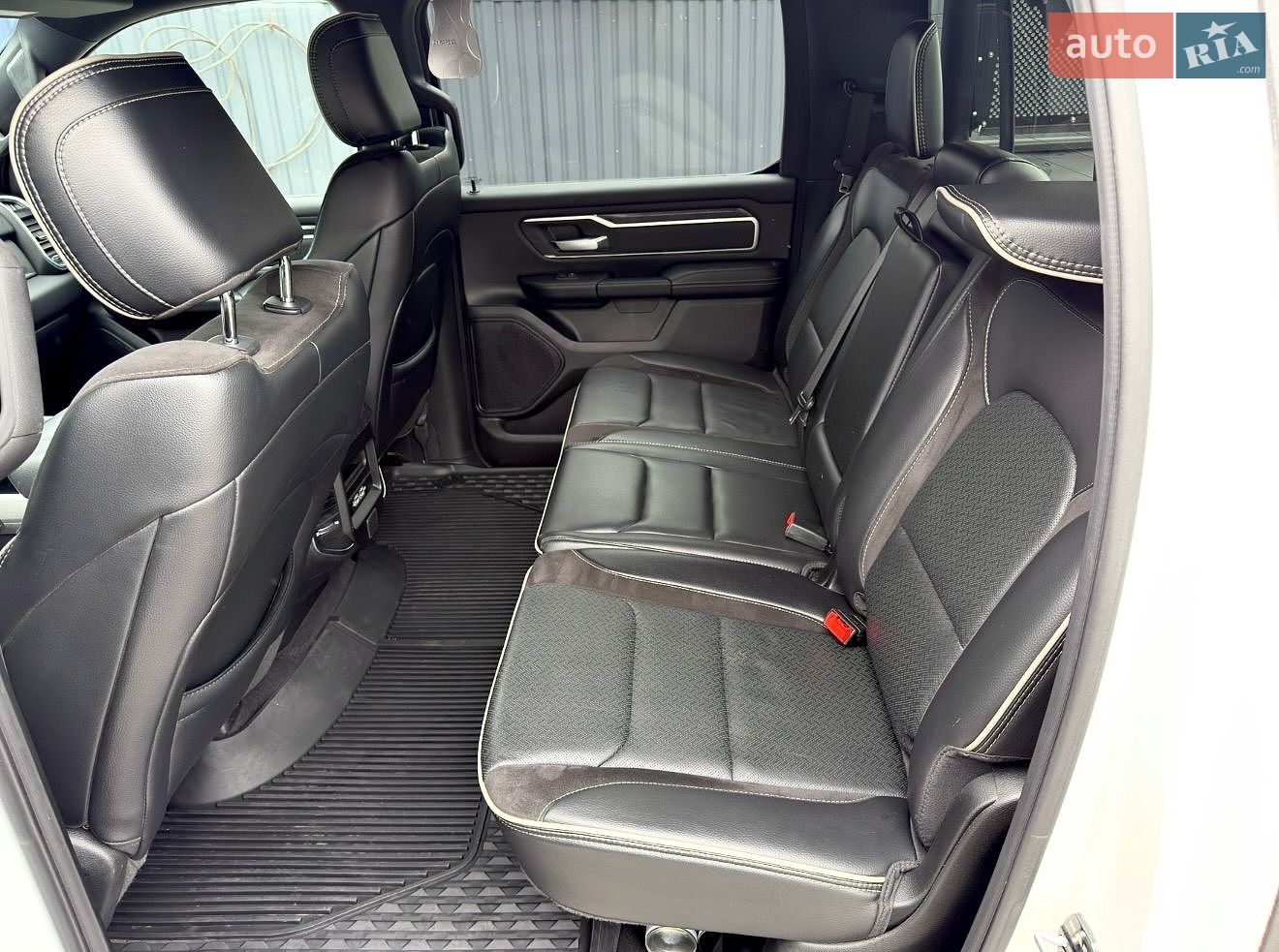 Dodge RAM 1500 2019 VIN 1C6SRFFT5KN593323 фото оголошення 27 з 40
