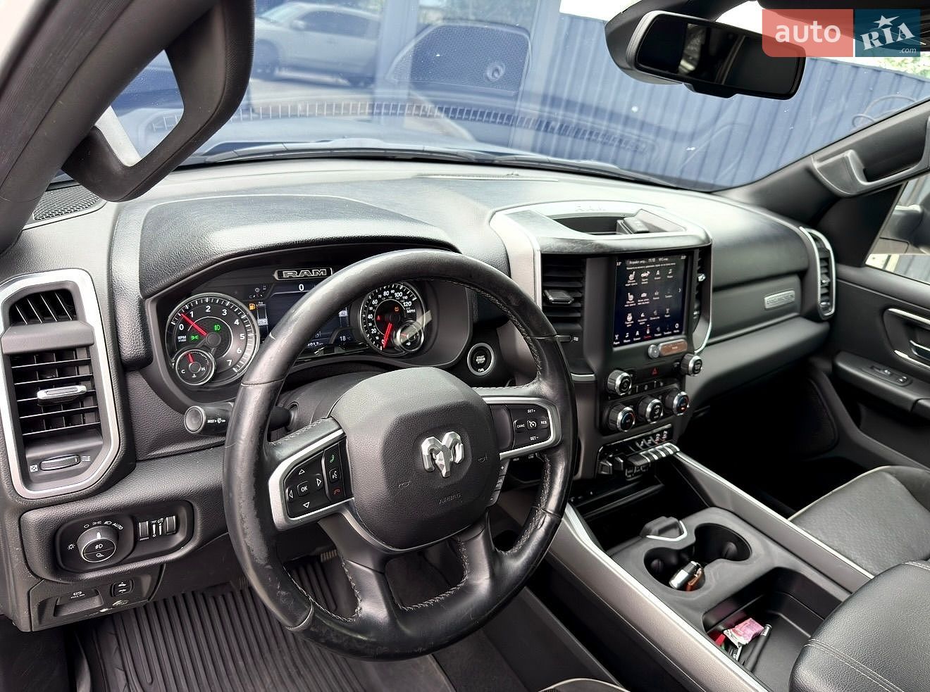 Dodge RAM 1500 2019 VIN 1C6SRFFT5KN593323 фото оголошення 28 з 40