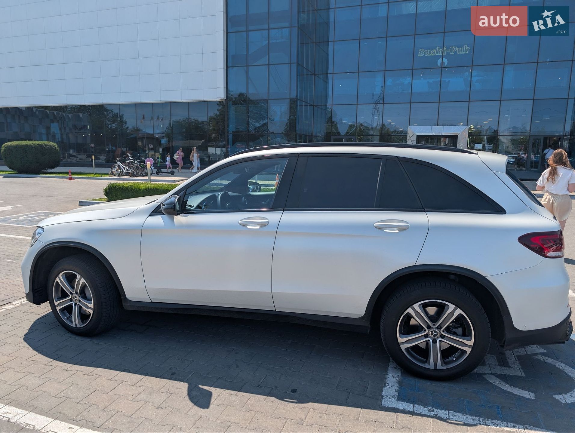 Mercedes-Benz GLC-Class 2017 VIN WDC0G4JB8JV022099 фото оголошення 5 з 5