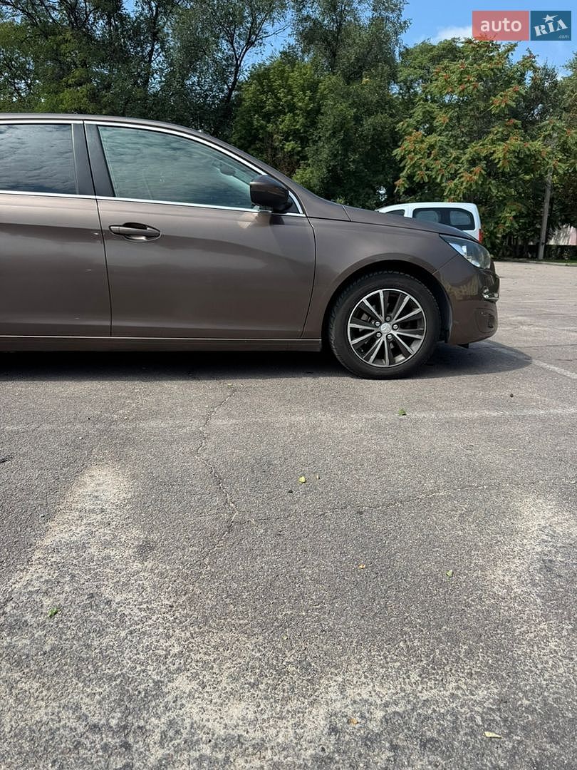 Peugeot 308 2014 VIN VF3LCBHZHES251675 фото оголошення 11 з 51