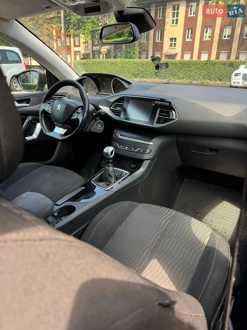 Peugeot 308 2014 VIN VF3LCBHZHES251675 фото оголошення 24 з 51