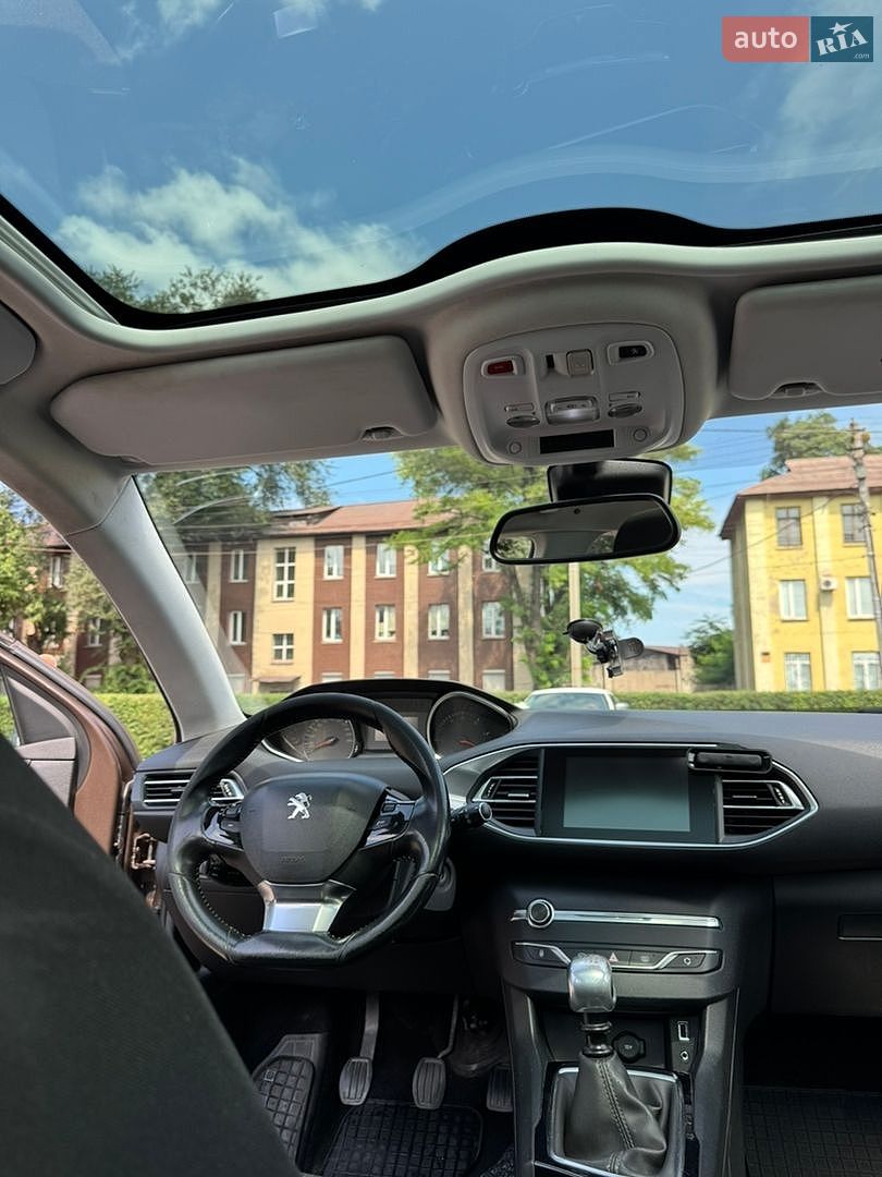 Peugeot 308 2014 VIN VF3LCBHZHES251675 фото оголошення 32 з 51