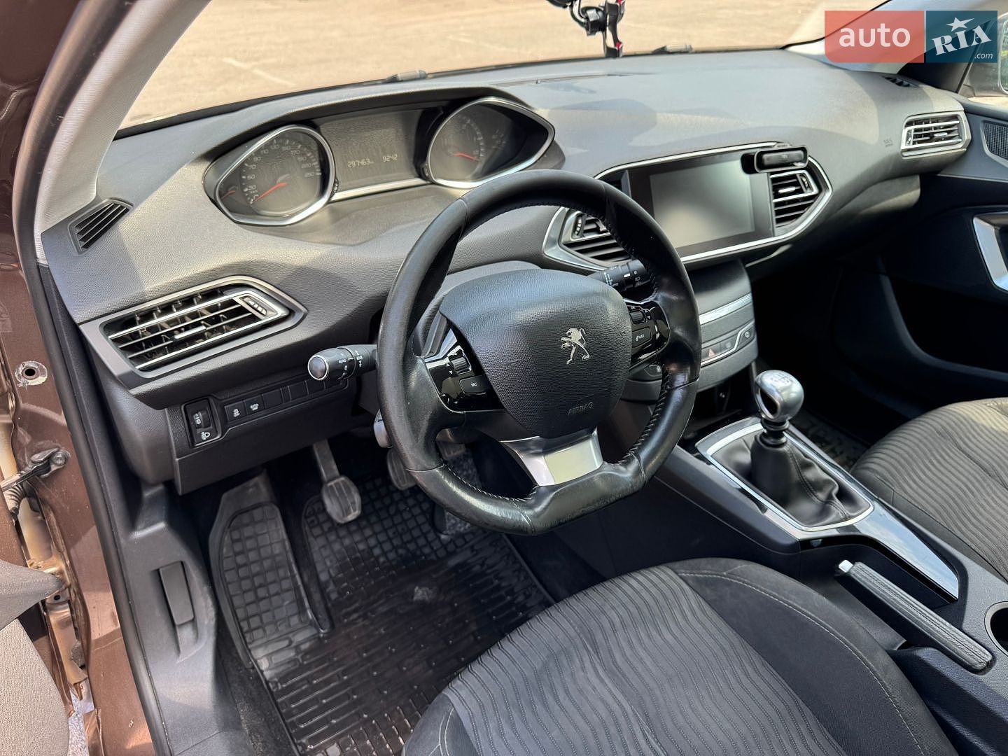 Peugeot 308 2014 VIN VF3LCBHZHES251675 фото оголошення 28 з 51