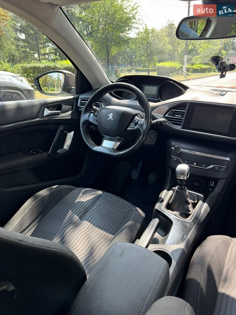 Peugeot 308 2014 VIN VF3LCBHZHES251675 фото оголошення 44 з 51