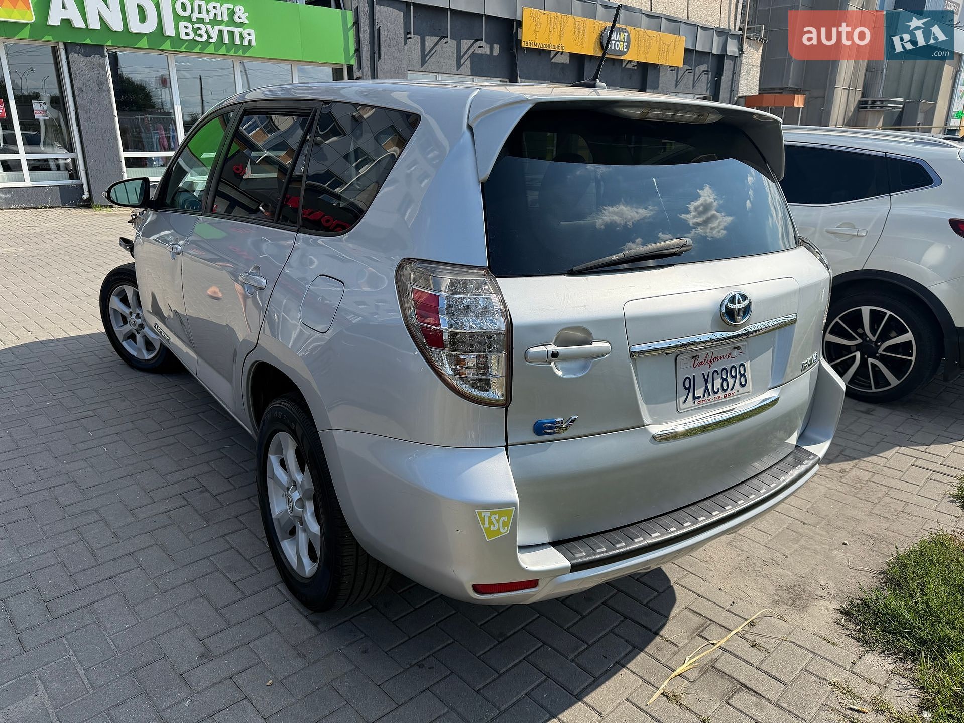 Toyota RAV4 EV 2012 VIN 2T3YL4DV6CW001421 фото оголошення 9 з 24