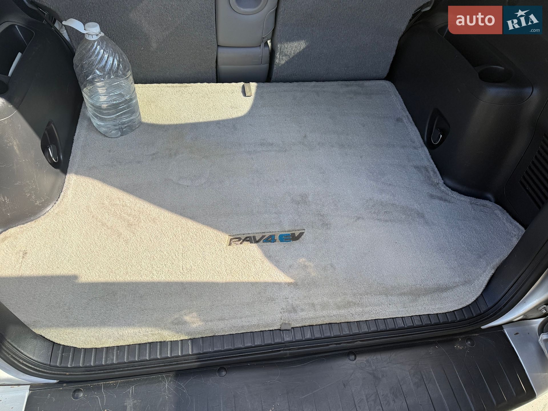 Toyota RAV4 EV 2012 VIN 2T3YL4DV6CW001421 фото оголошення 16 з 24