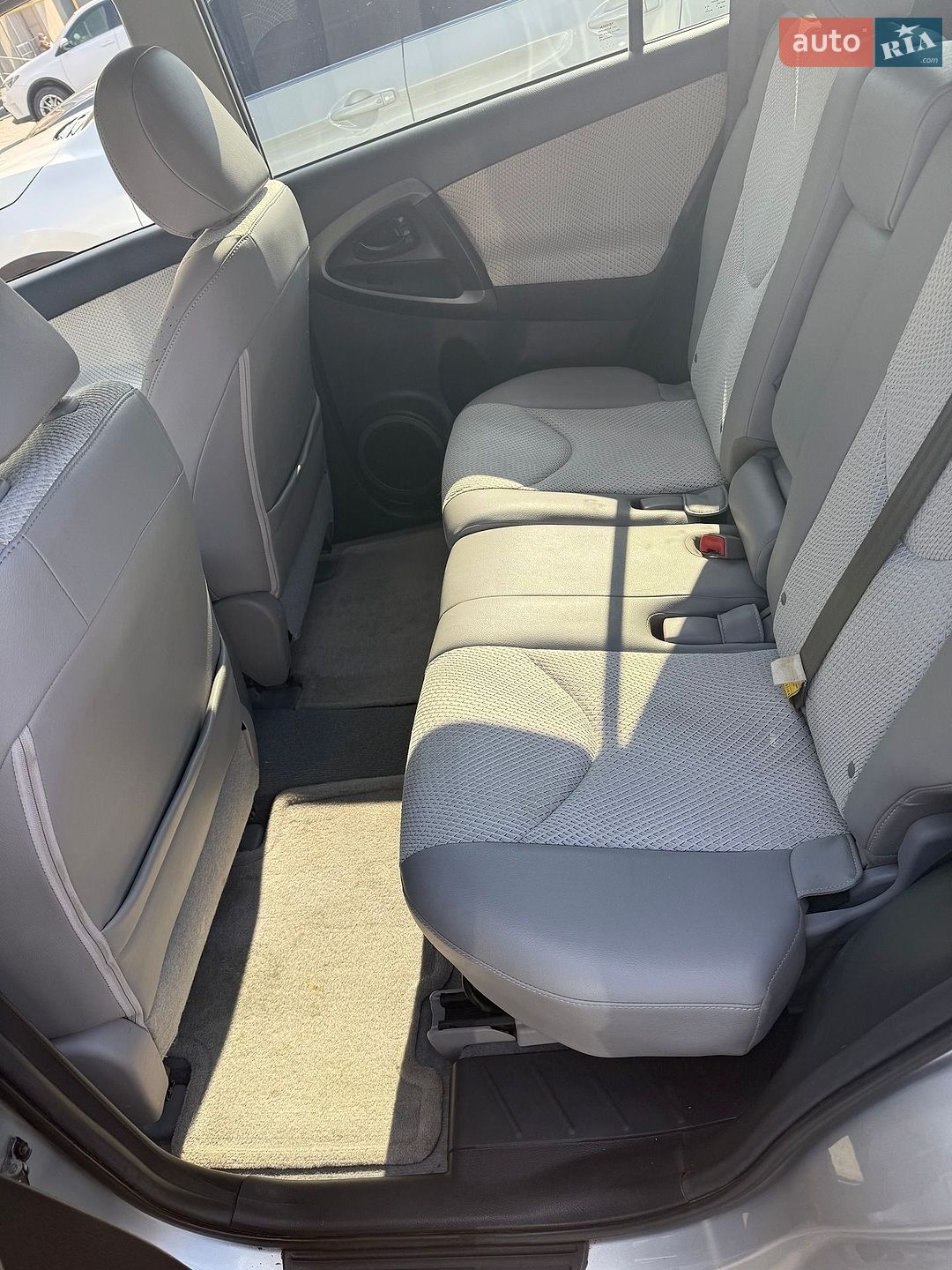 Toyota RAV4 EV 2012 VIN 2T3YL4DV6CW001421 фото оголошення 20 з 24