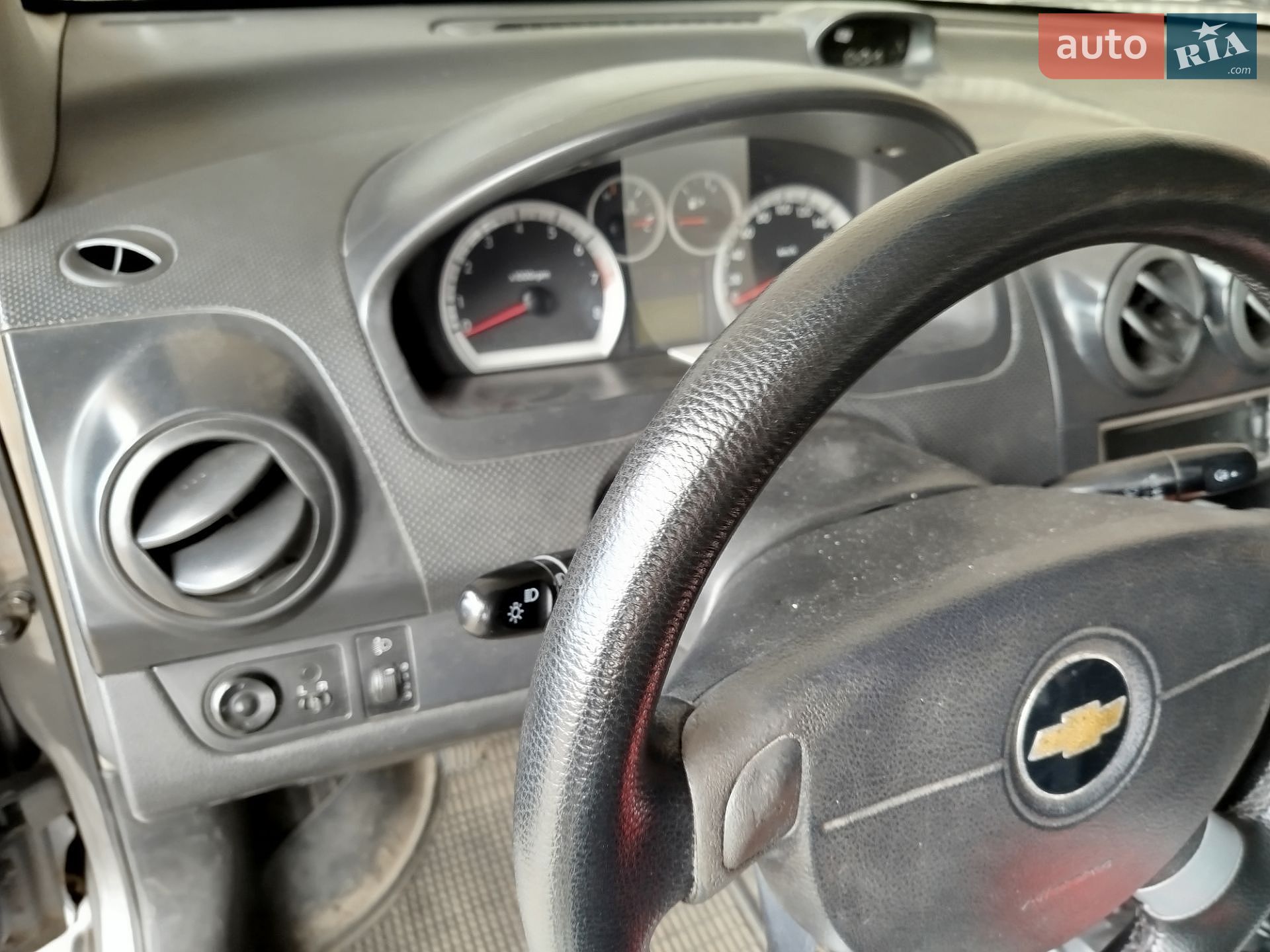 Chevrolet Aveo 2008 VIN KL1SF69YE8W003449 фото оголошення 24 з 26
