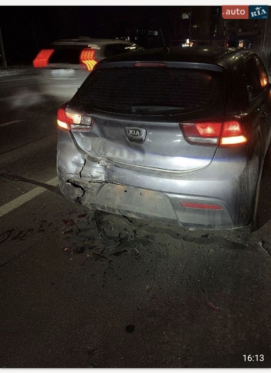 Kia Rio 2018 VIN KNADC512AK6243297 фото оголошення 18 з 19