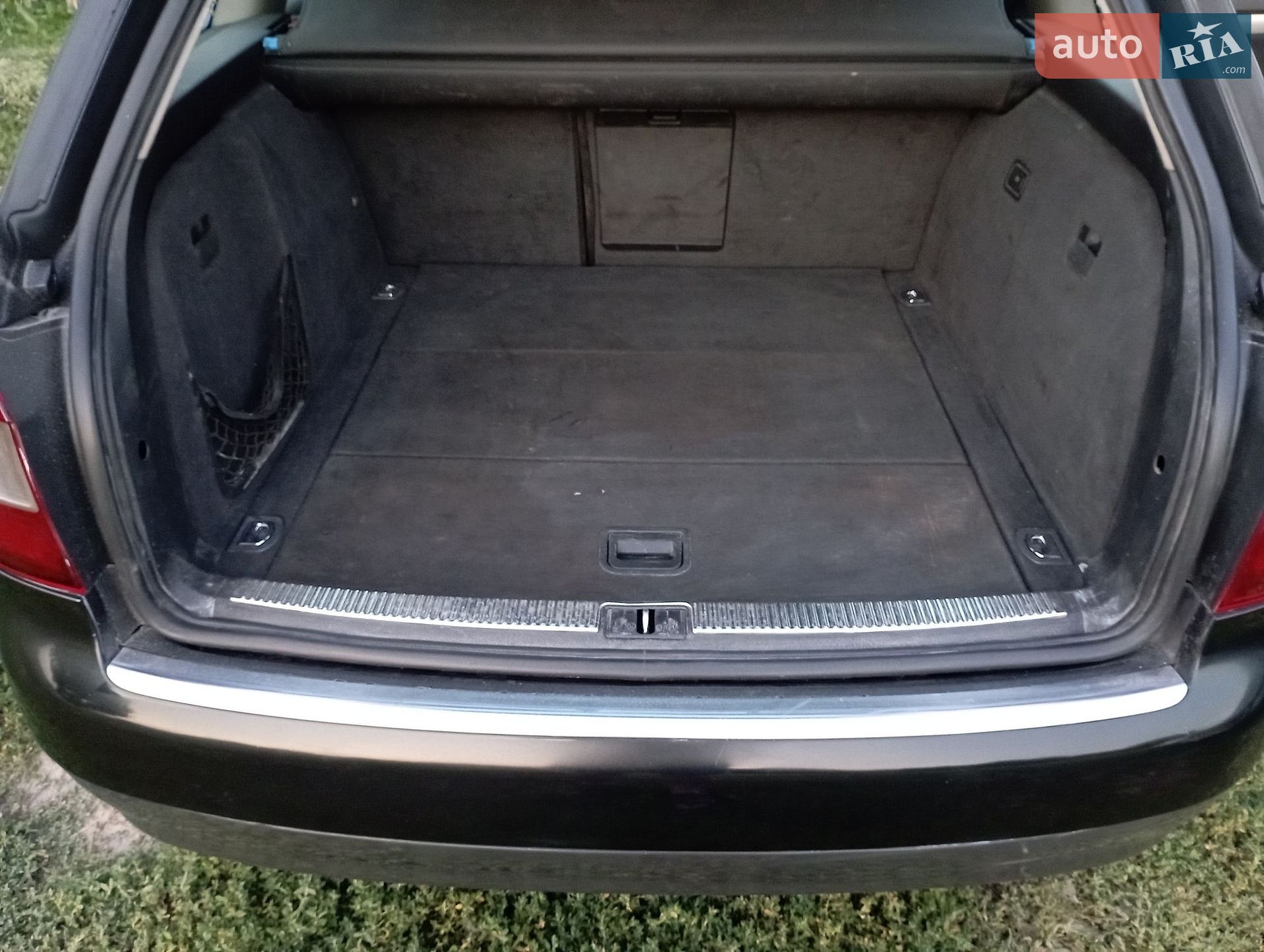 Audi A4 2004 VIN WAUZZZ8E15A112256 фото оголошення 16 з 19