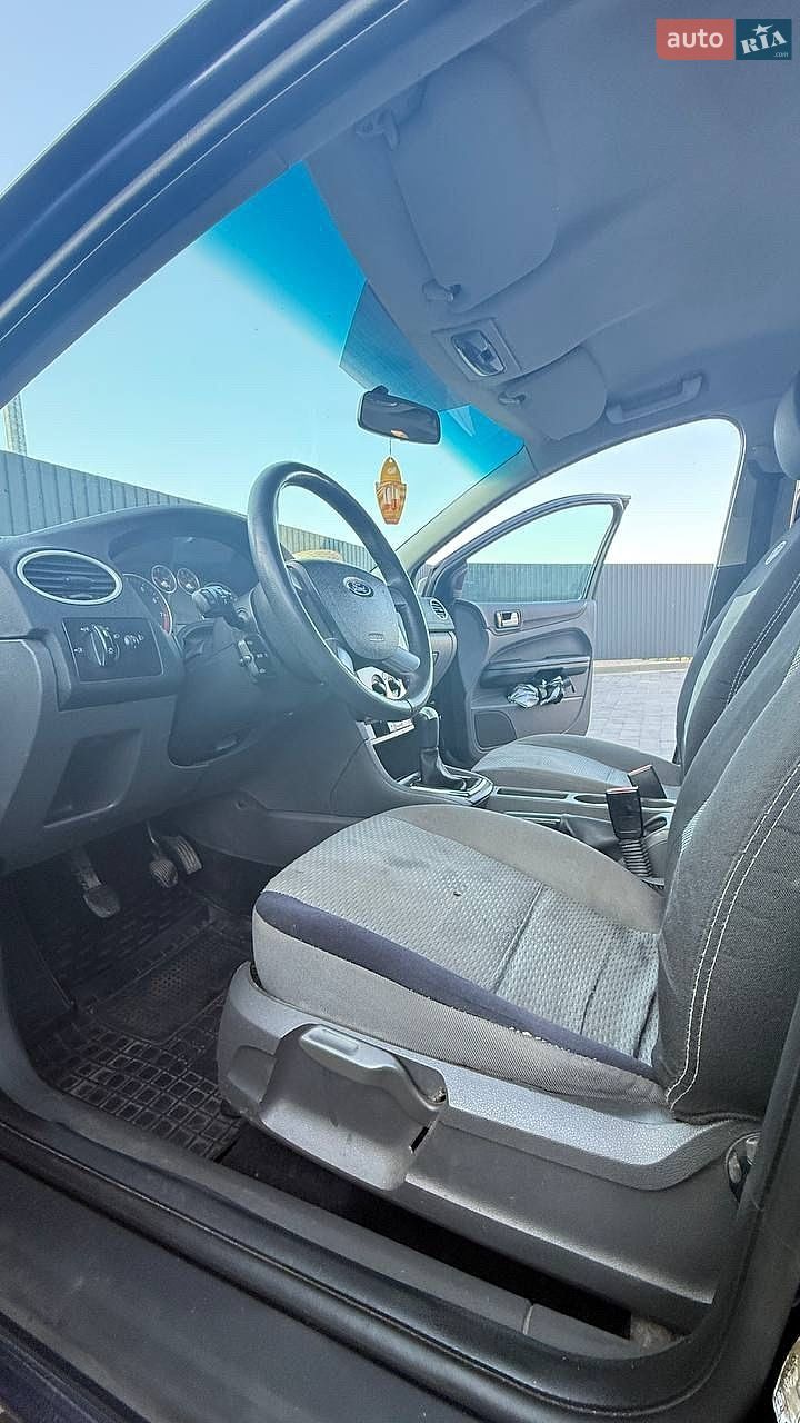 Ford Focus 2006 VIN WF05XXGCD56A84471 фото оголошення 3 з 7