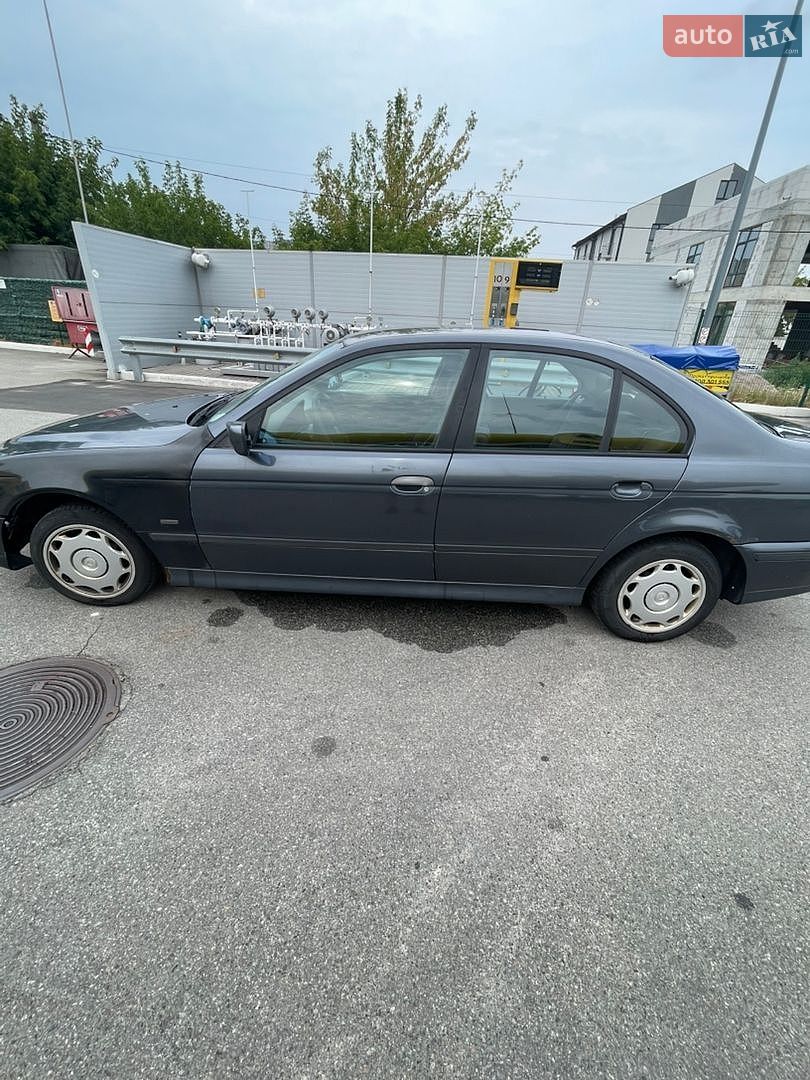 BMW 5 Series 1997 VIN WBADB110X09765290 фото оголошення 2 з 11