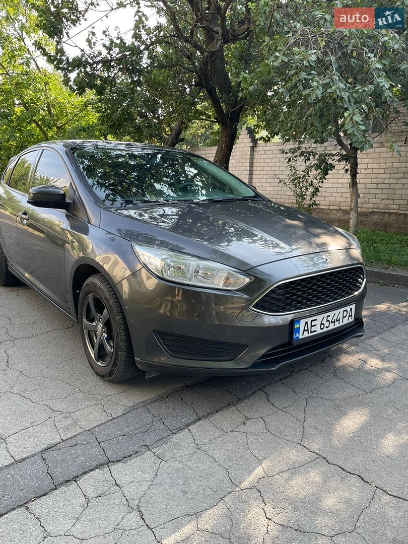 Ford Focus 2016 VIN WF05XXGCC5GG35098 фото оголошення 3 з 34