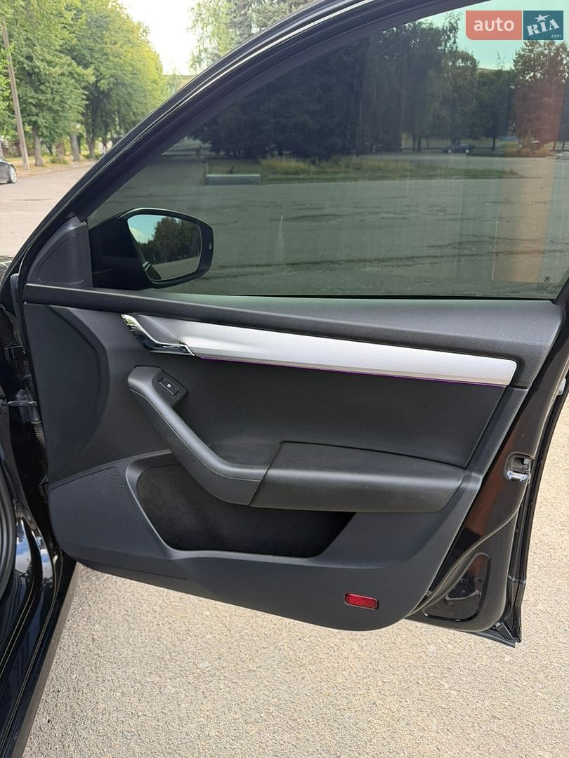 Skoda Octavia 2019 VIN TMBAN4NE1LB006576 фото оголошення 11 з 31