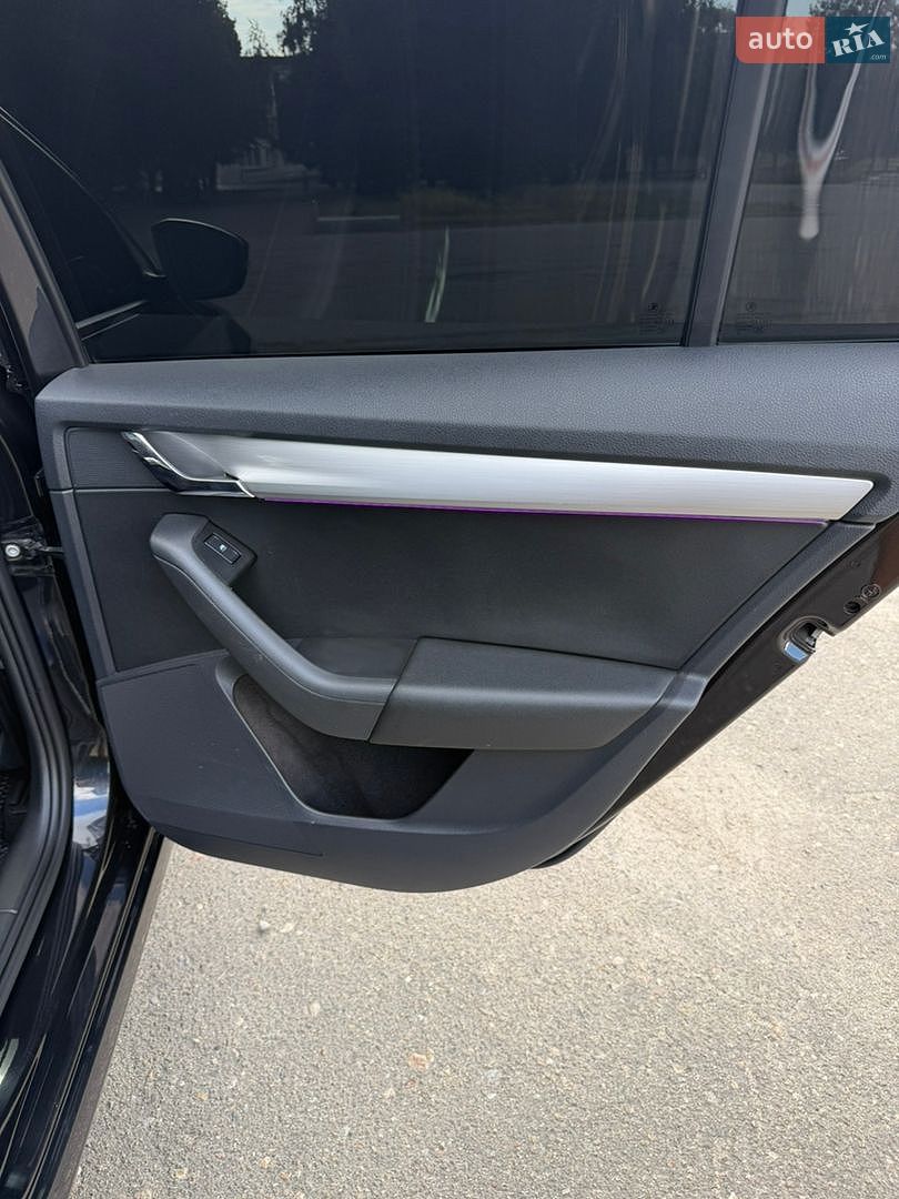 Skoda Octavia 2019 VIN TMBAN4NE1LB006576 фото оголошення 14 з 31
