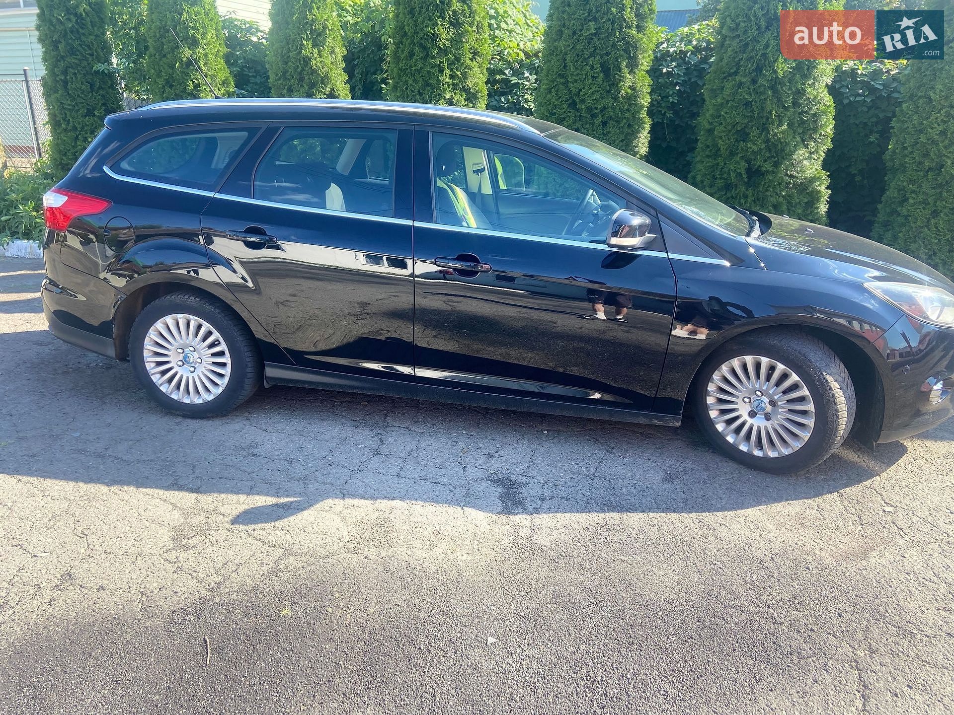 Ford Focus 2013 VIN WF0LXXGCBLDM18311 фото оголошення 3 з 9