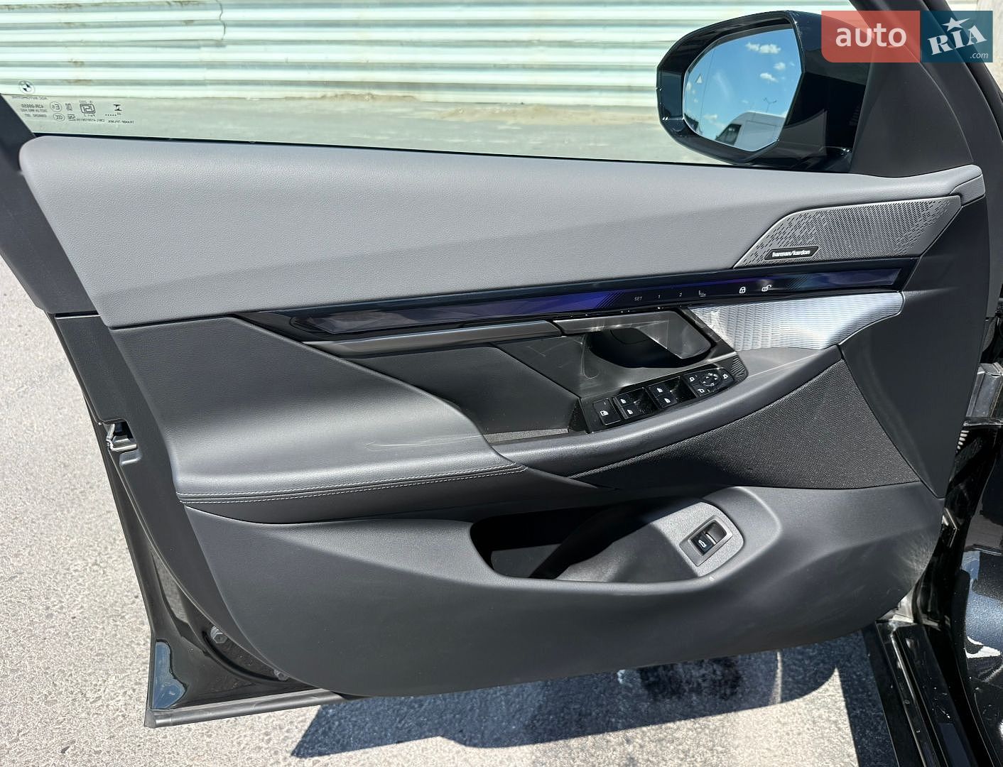 BMW 5 Series 2025 VIN WBA21GW030CW31083 фото оголошення 22 з 30
