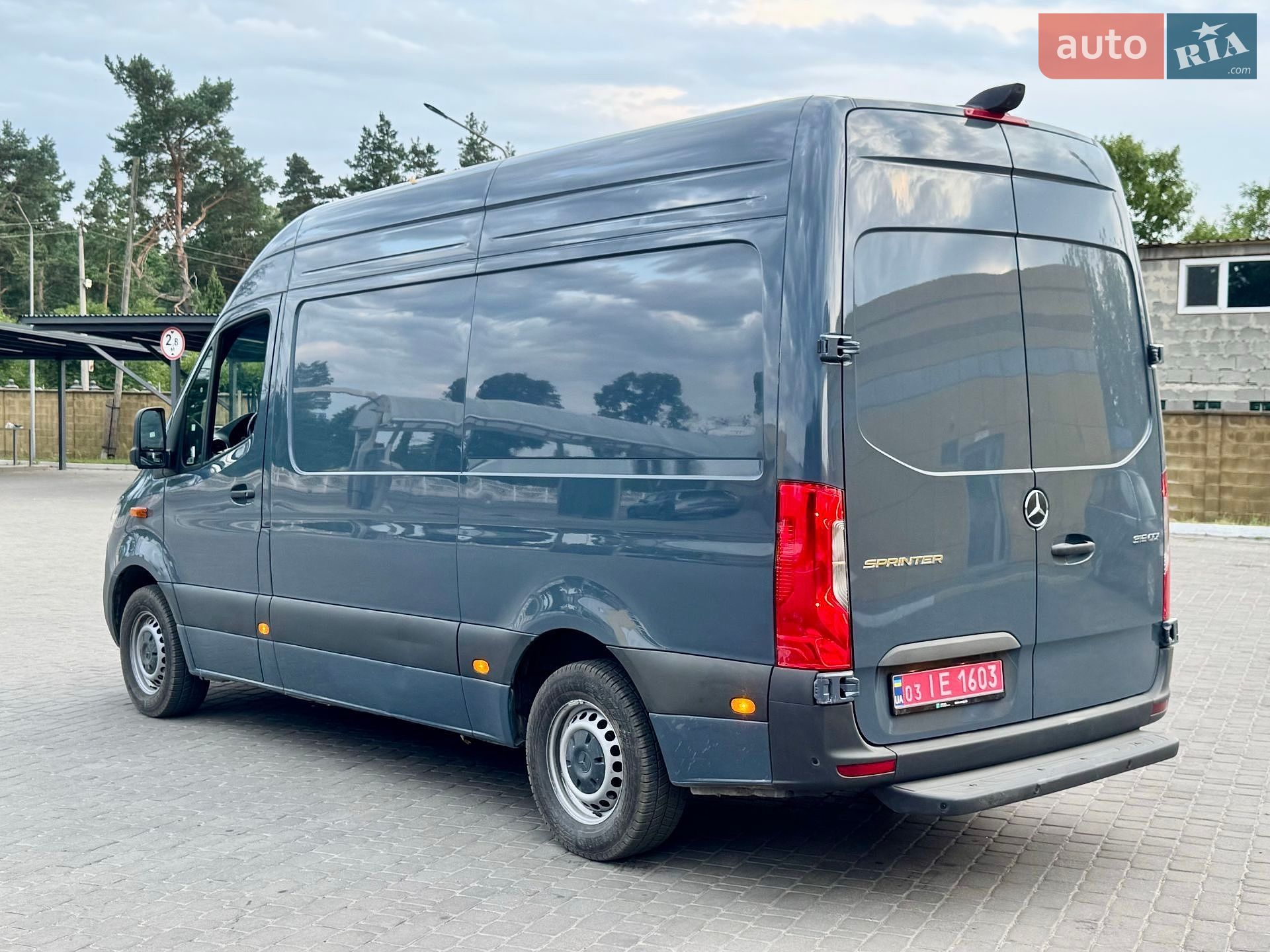 Mercedes-Benz Sprinter 2024 VIN W1V3HBFZ7SP713665 фото оголошення 10 з 37