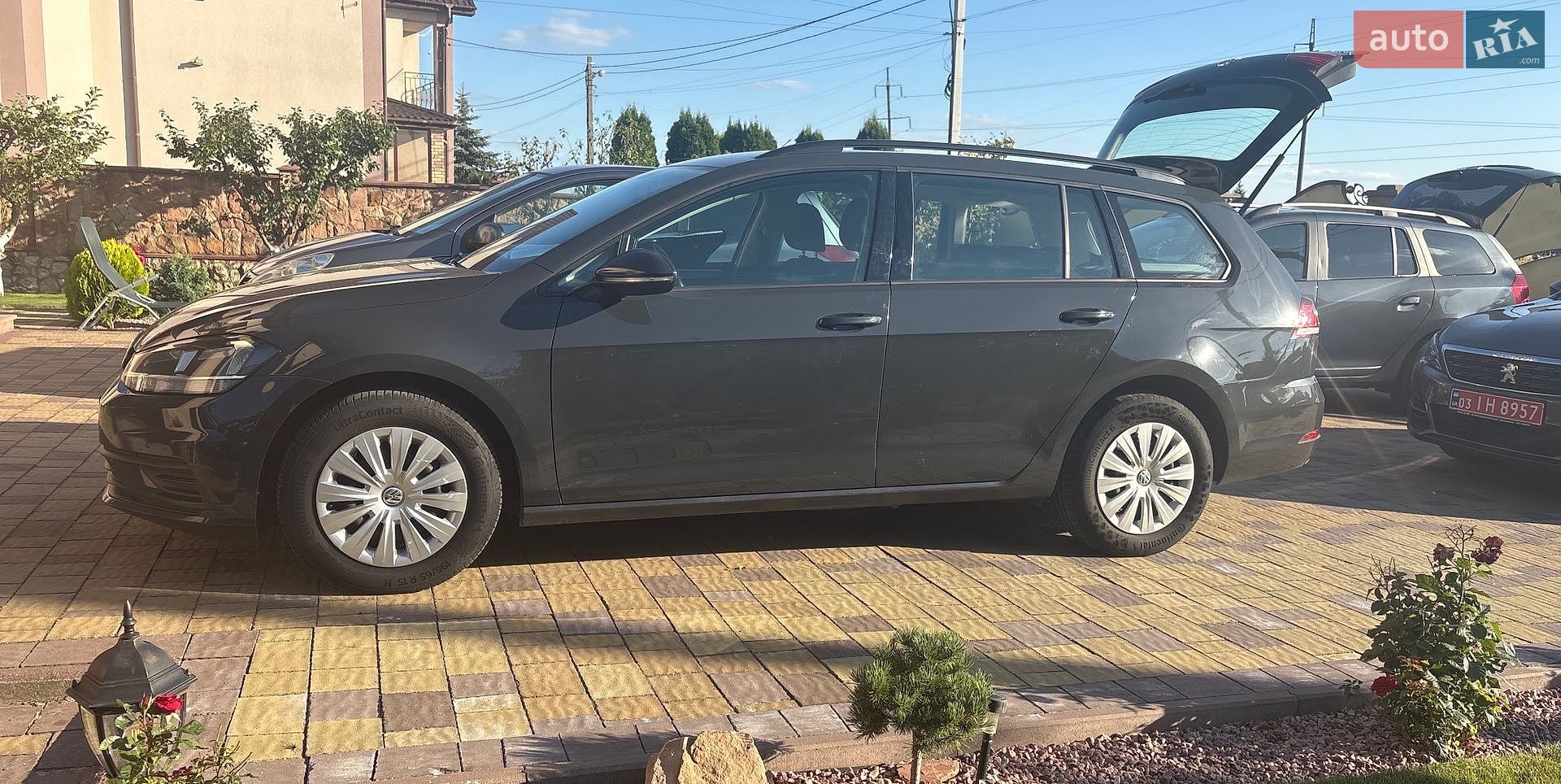 Volkswagen Golf 2019 VIN WVWZZZAUZKP565667 фото оголошення 4 з 28