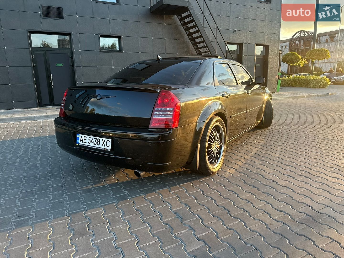 Chrysler 300C 2006 VIN 1C3H8E3G66Y124516 фото оголошення 3 з 18