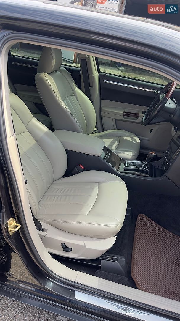 Chrysler 300C 2006 VIN 1C3H8E3G66Y124516 фото оголошення 16 з 18