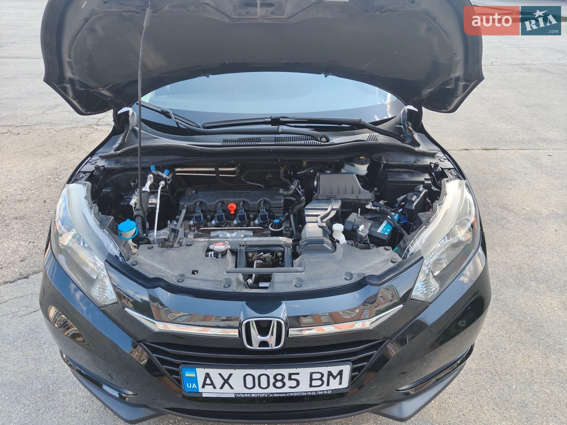 Honda HR-V 2018 VIN 3CZRU6H38JM721009 фото оголошення 4 з 25