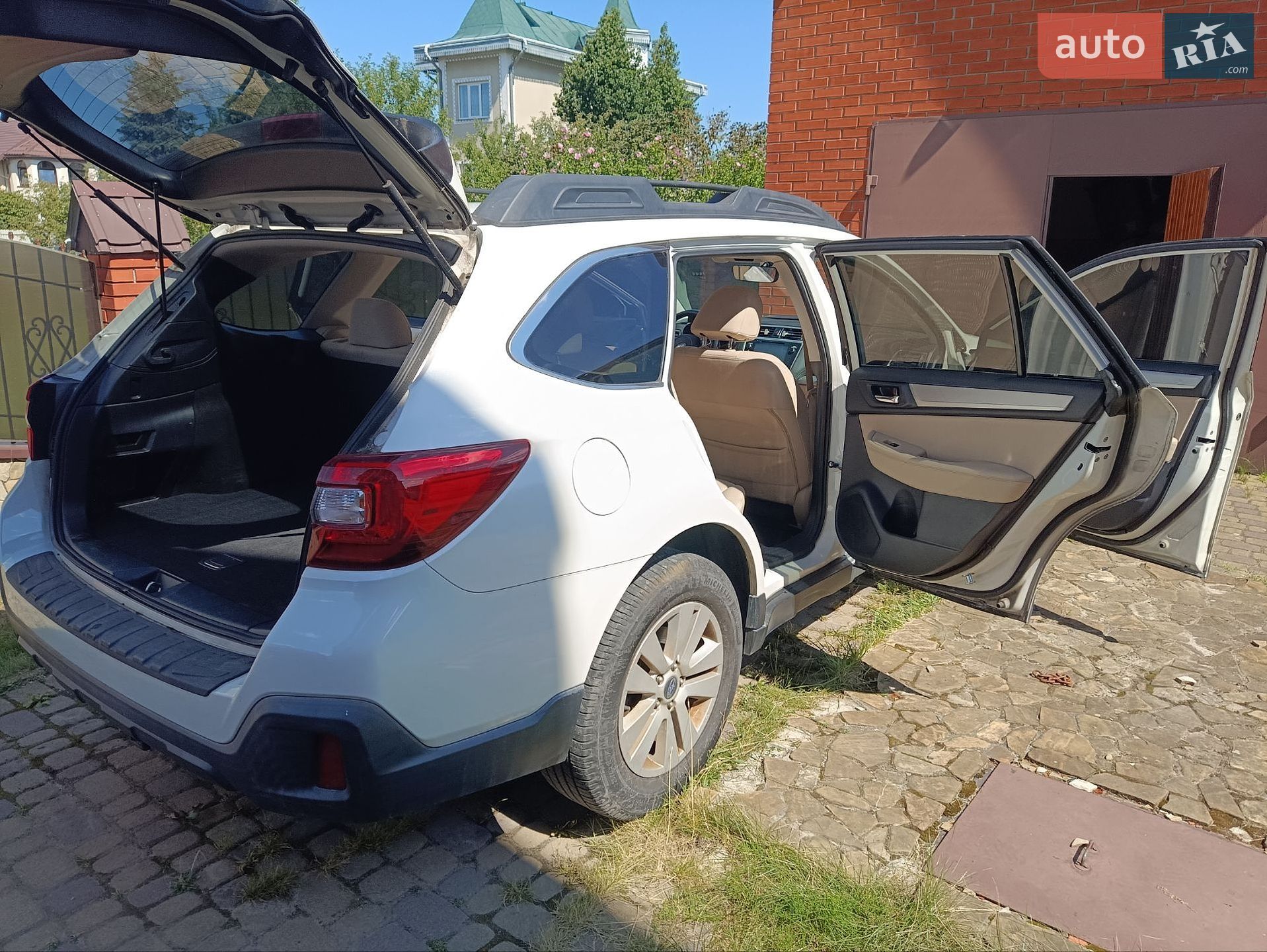 Subaru Outback 2019 VIN 4S4BSAHC9K3394005 фото оголошення 12 з 57
