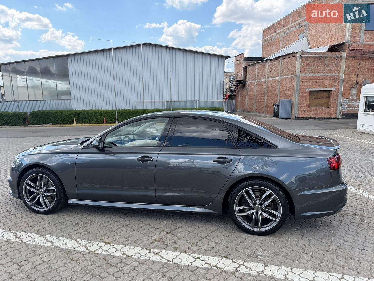 Audi A6 2015 VIN WAUZZZ4G6GN093271 фото оголошення 3 з 27