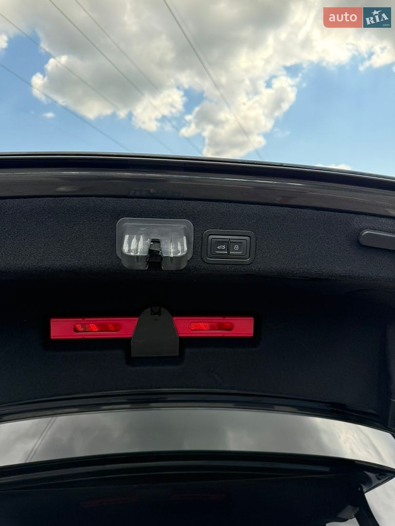 Audi A6 2015 VIN WAUZZZ4G6GN093271 фото оголошення 14 з 27
