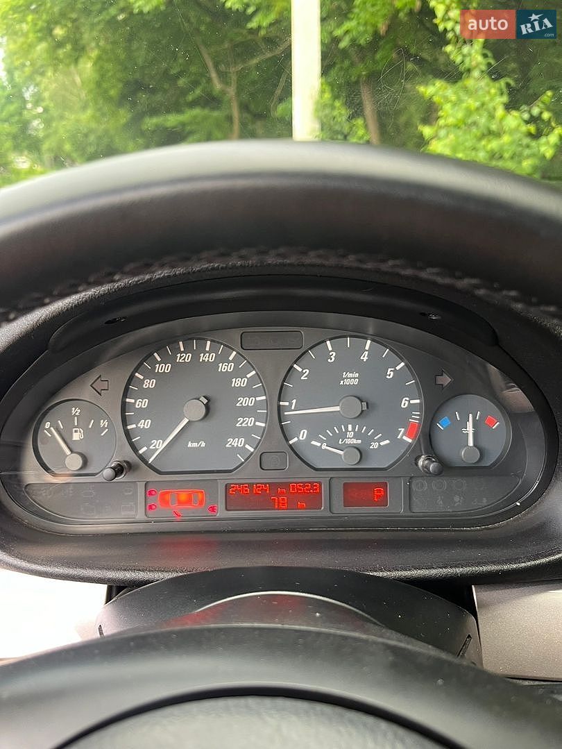 BMW 3 Series 2003 VIN WBABD91060PK91401 фото оголошення 40 з 47