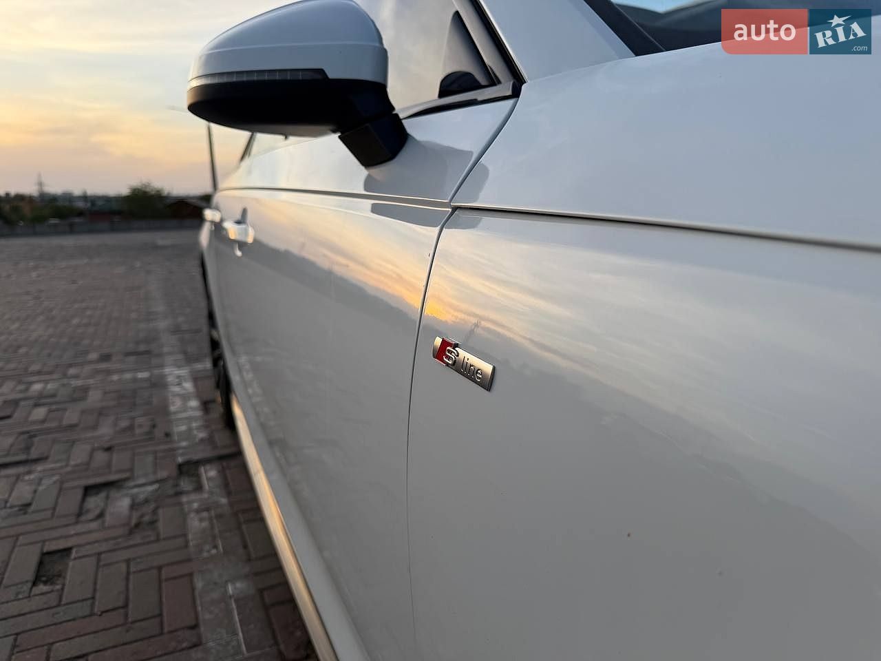 Audi A4 2018 VIN WAUENAF47KA036463 фото оголошення 7 з 74